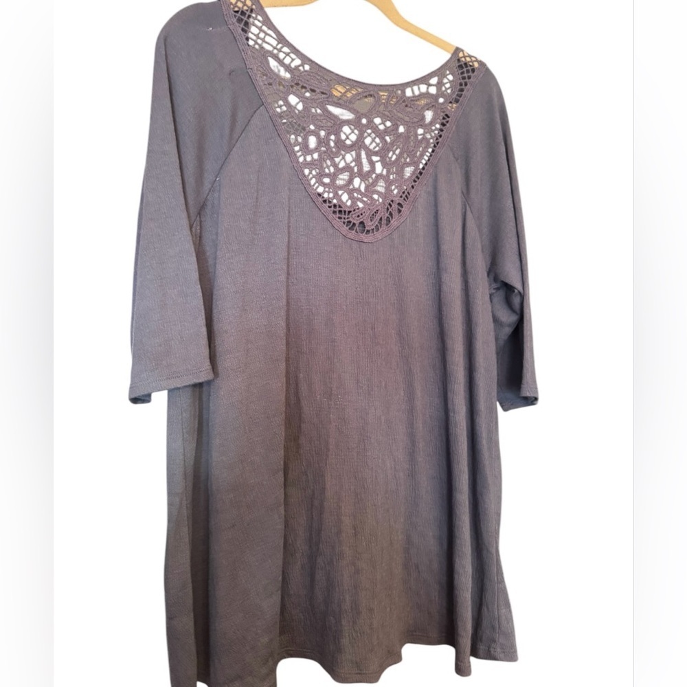 Women’s Blue Scoop Neck Top with 3/4,length sleeve